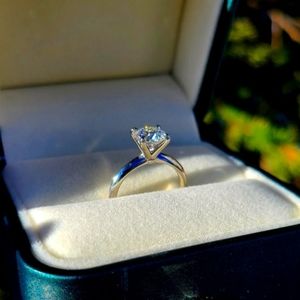 Platinum 1.5ct lab diamond ring